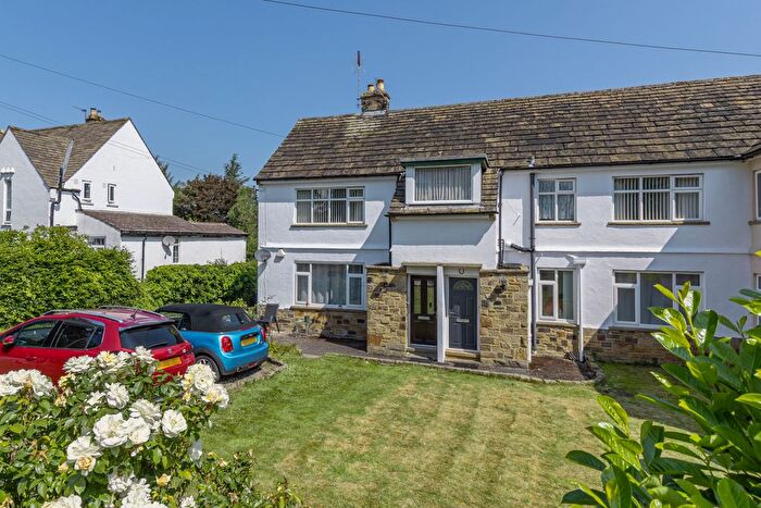 3 Bedroom Flat For Sale In Hawksworth Lane, Guiseley, Leeds, LS20