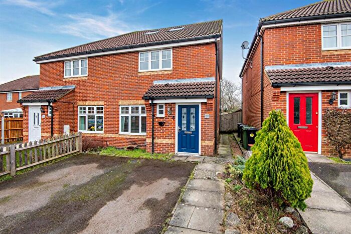 3 Bedroom Semi Detached House For Sale In Lacock Gardens, Maidstone, ME15