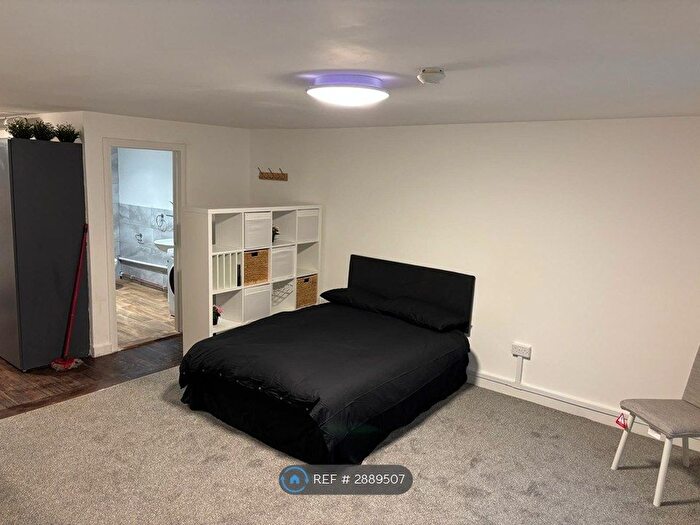 Studio To Rent In Short Wyre St, Colchester, CO1