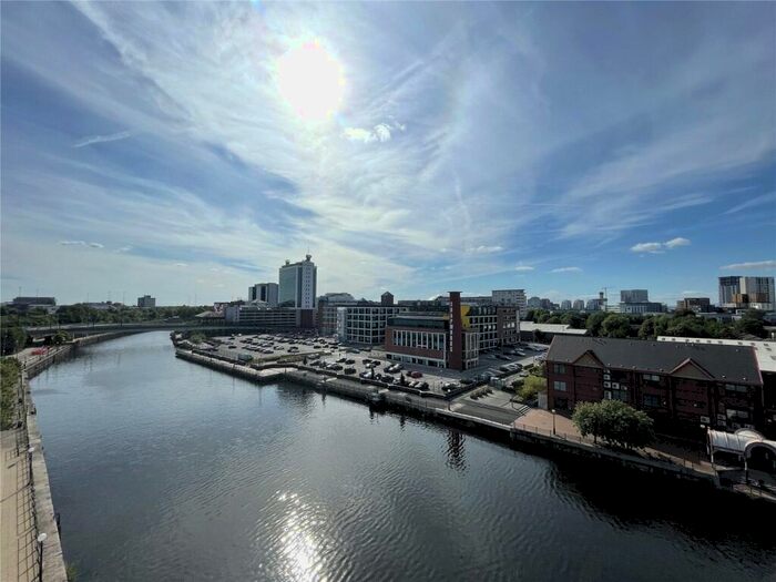 2 Bedroom Apartment For Sale In Manchester Waters, Tower A Pomona Strand, Old Trafford, Manchester, M16