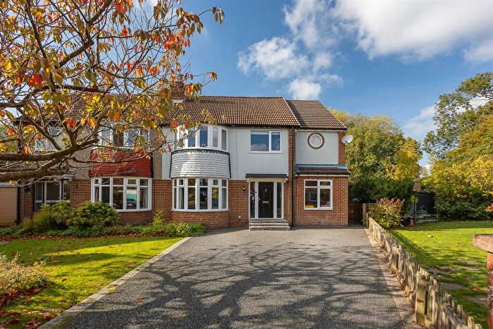5 Bedroom Semi-Detached House For Sale In Dukes Meadow, Woolsington, Newcastle Upon Tyne, NE13