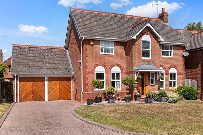4 Bedroom Detached House For Sale In Balmoral Close, Fernhill Heath, Worcester., WR3