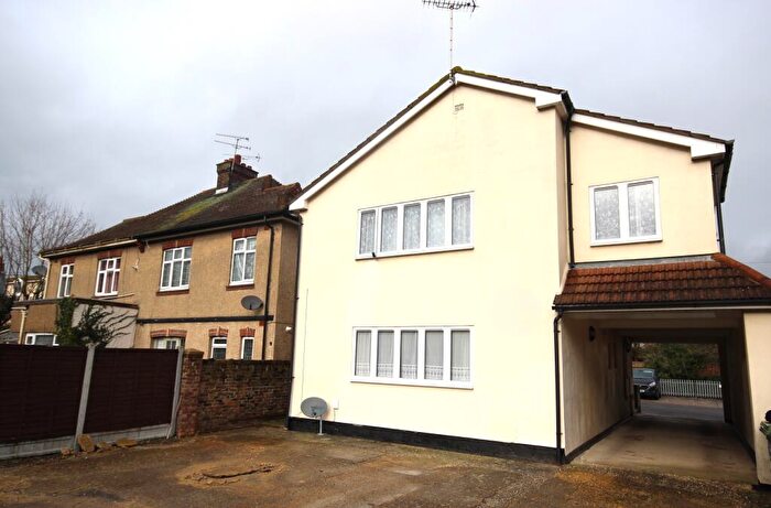 1 Bedroom Flat To Rent In Wick Drive, Wickford, SS12