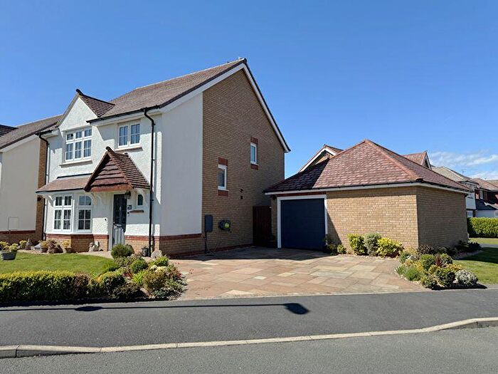 4 Bedroom Detached House For Sale In Windward Avenue - Fleetwood -, FY7