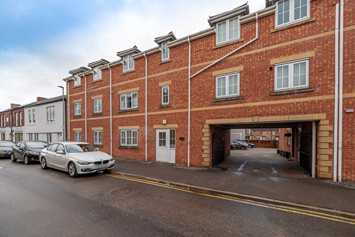 1 Bedroom Flat For Sale In Croft Court, Barley Croft Lane, Dinnington, Sheffield, S25