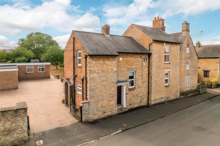 6 Bedroom Semi-Detached House For Sale In High Street, Potterspury, Towcester, Northamptonshire, NN12