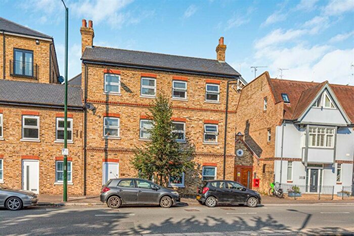 2 Bedroom Apartment To Rent In Mortlake High Street, Mortlake, SW14