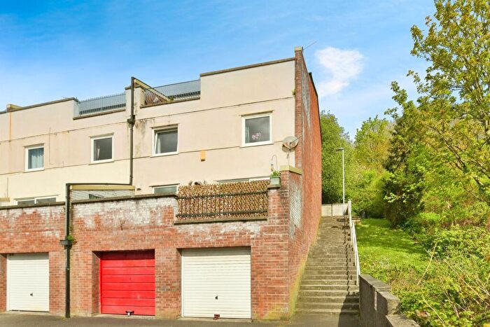 2 Bedroom Maisonette For Sale In Jackson Close, Plymouth, PL5