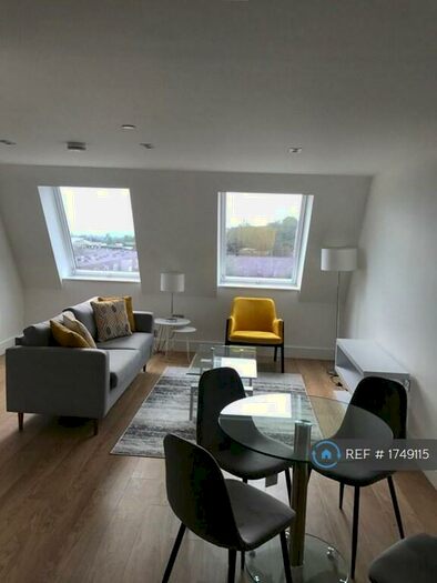 1 Bedroom Flat To Rent In Fairfield Road, Brentwood, CM14