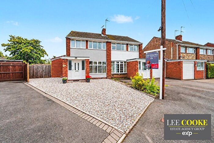 3 Bedroom Semi Detached House For Sale In Wollaston Crescent, Wednesfield, Wolverhampton, WV11