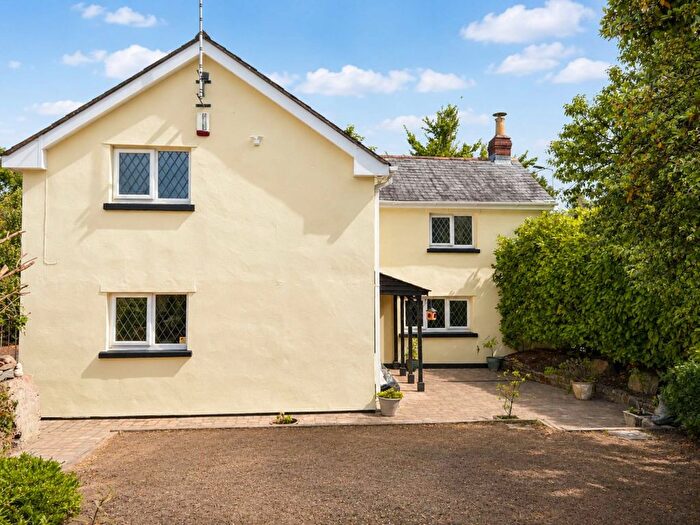 3 Bedroom Property To Rent In Roundswell, Barnstaple, EX31