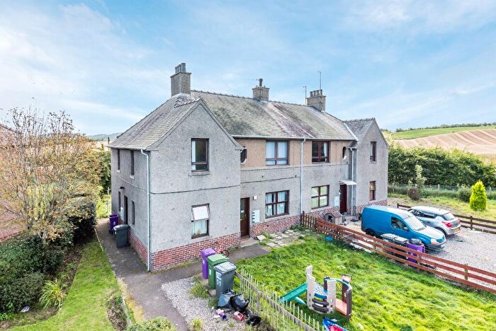 2 Bedroom Flat To Rent In Kings Road, Forfar, Angus, DD8