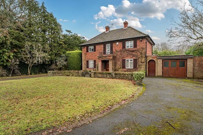 3 Bedroom Detached House For Sale In West Drive, Sonning, Berkshire, RG4