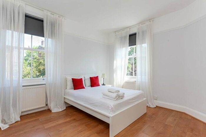2 Bedroom Apartment To Rent In Broadhurst Gardens, West Hampstead, NW6