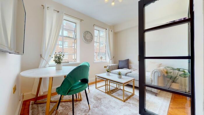 1 Bedroom Flat To Rent In Kings Court, Hamlet Gardens, London, W6