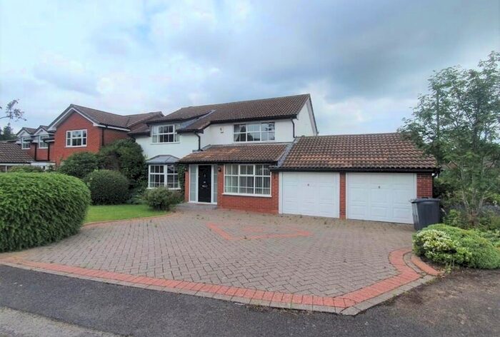 4 Bedroom Detached House To Rent In Rocklands Drive, Sutton Coldfield, B75