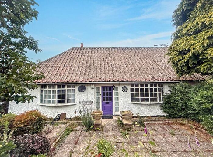 2 Bedroom Semi-Detached Bungalow For Sale In Broughton Drive, Nottingham, Nottinghamshire, NG8