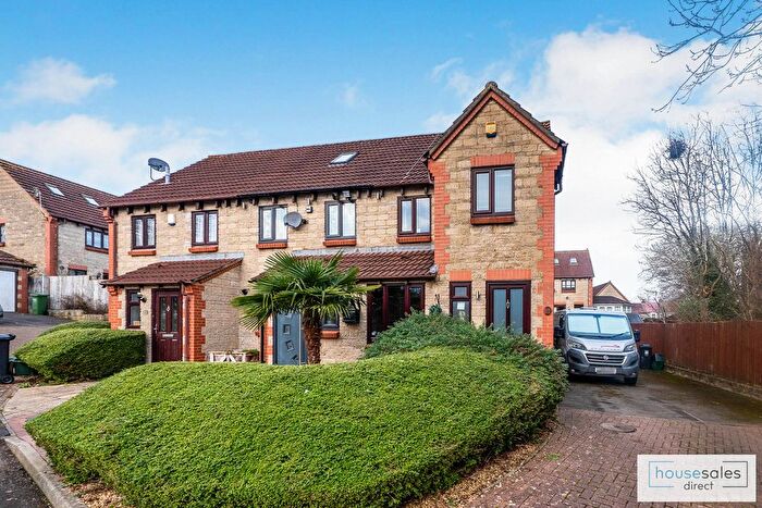 3 Bedroom End Of Terrace House For Sale In New Walk Hanham, Bristol, BS15