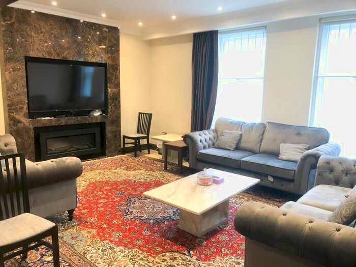 3 Bedroom Flat To Rent In 3 Hyde Park Crescent, London W2