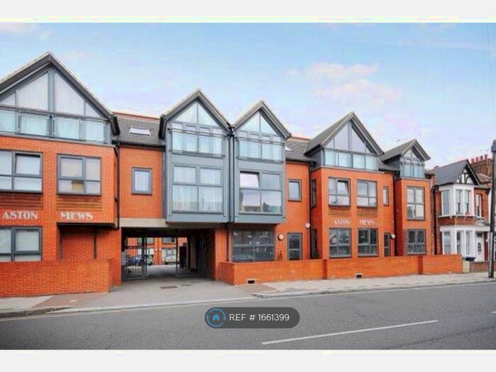 1 Bedroom Flat To Rent In Kilburn Lane, London, W10