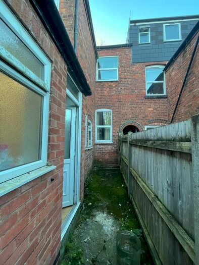 4 Bedroom Terraced House To Rent In Alton Road, Birmingham, B29