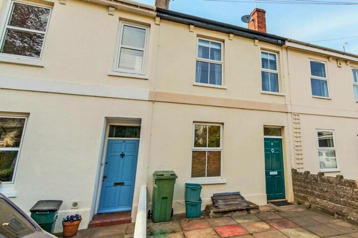 3 Bedroom House To Rent In Charlton Kings, GL53