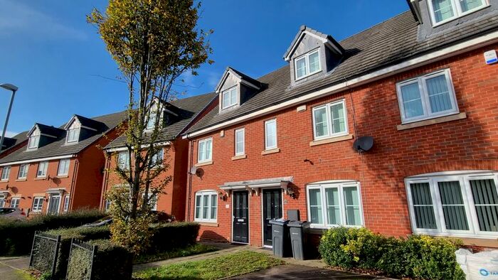 3 Bedroom House To Rent In Bishops Close, Erdington, B23