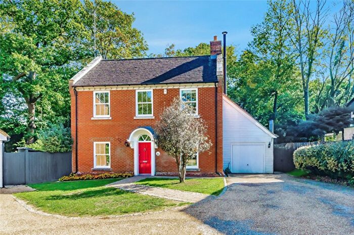 4 Bedroom Detached House For Sale In Oakfield, Hawkhurst, Cranbrook, Kent, TN18