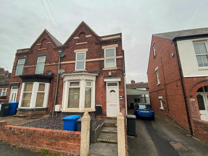 1 Bedroom Flat To Rent In 12 Wharf Lane, Chesterfield, Derbyshire, S41