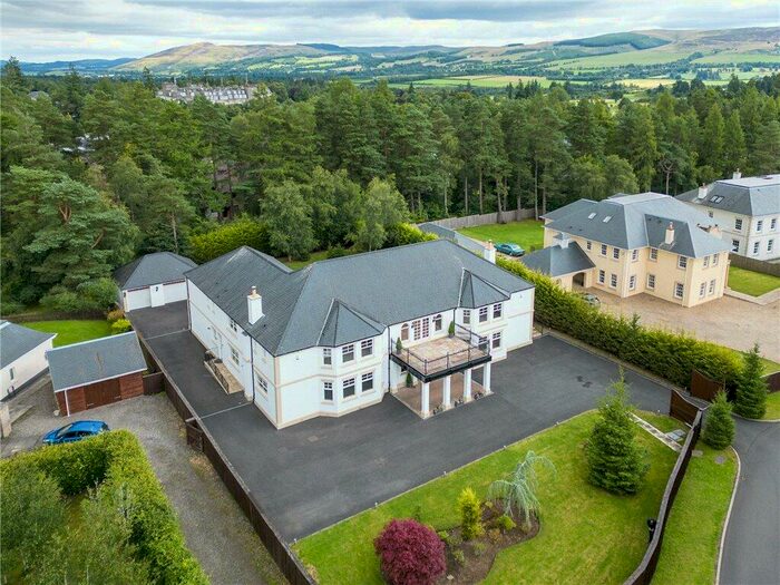 5 Bedroom Detached House For Sale In Glendarcey House, Queen's Crescent