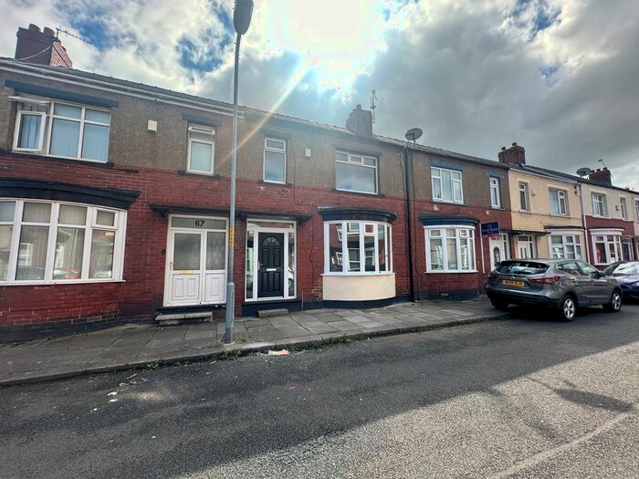 3 Bedroom Terraced House To Rent In Stranton Street, Stockton-On-Tees, TS17