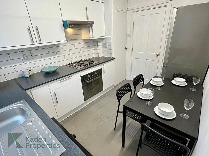 4 Bedroom Flat To Rent In Varndell Street, London, NW1