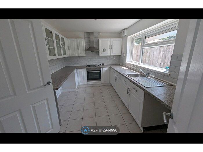 2 Bedroom Semi-Detached House To Rent In Heol Cefni, Swansea, SA6