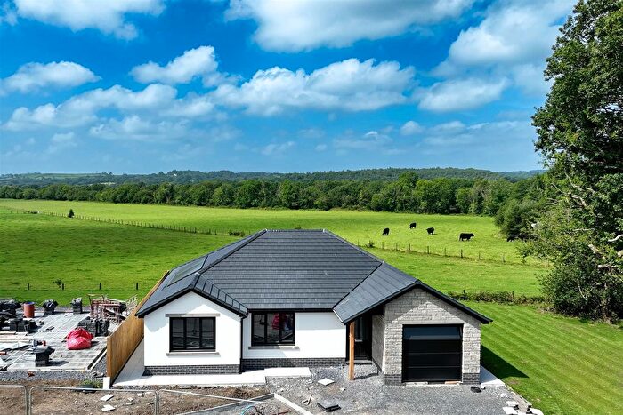 3 Bedroom Detached Bungalow For Sale In Golwg Y Garreg Las, Ammanford, SA18