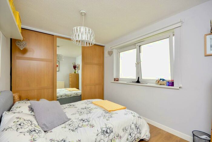 1 Bedroom Flat To Rent In Charlton Church Lane, Charlton, London, SE7