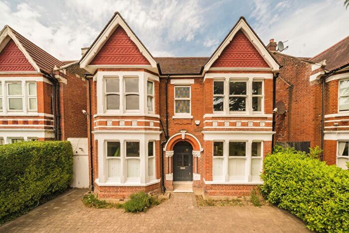 6 Bedroom Property For Sale In Creffield Road, Ealing, W5