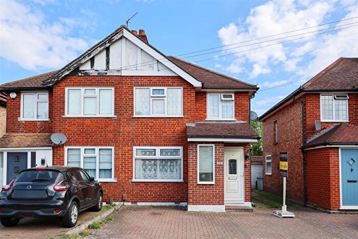 3 Bedroom Semi-detached House For Sale In Harvey Road, Hillingdon, UB10