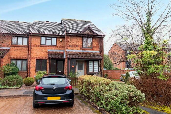 1 Bedroom Property To Rent In Boxwood Close, West Drayton, UB7