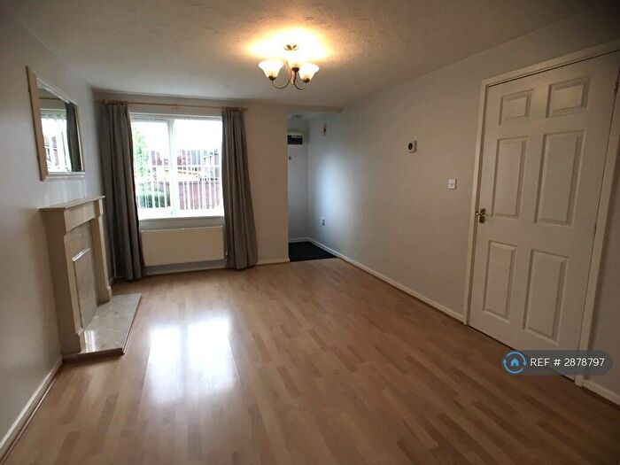 2 Bedroom Maisonette To Rent In Navigation Loop, Stone, ST15