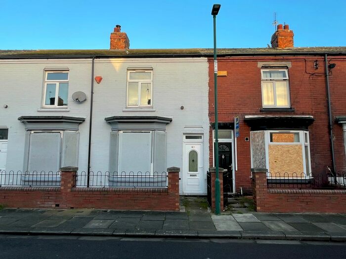 Houses for sale & to rent in TS6 6ST, Beech Grove, South Bank Middlesbrough