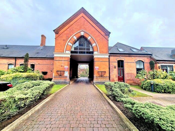 2 Bedroom Flat To Rent In Highcroft Road, Birmingham, B23