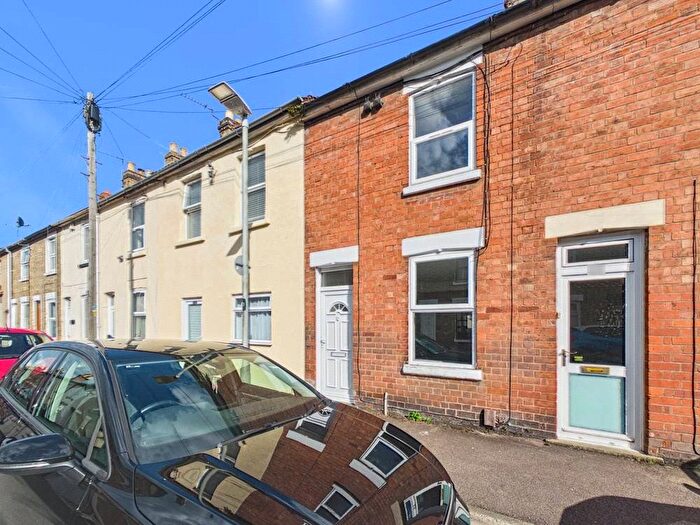2 Bedroom Terraced House For Sale In Stanley Road, Gloucester, Gloucestershire, GL1