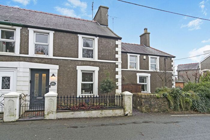 3 Bedroom End Of Terrace House For Sale In Mount Pleasant, Lon Uchaf, Morfa Nefyn, Pwllheli, LL53