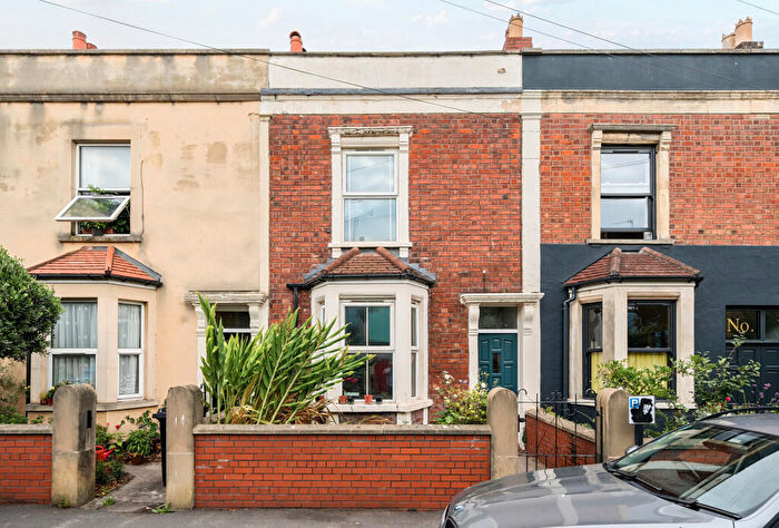 2 Bedroom Terraced House For Sale In Franklyn Street, Bristol, BS2