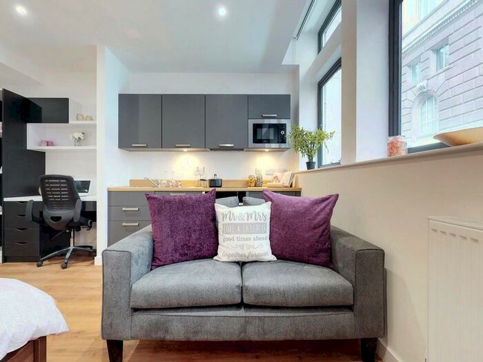 Studio To Rent In Water Street, Liverpool, Merseyside, L2