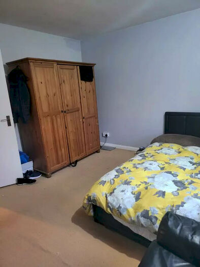 1 Bedroom Flat Share To Rent In Dunbar Court, Durham Road, Bromley, Kent, BR2