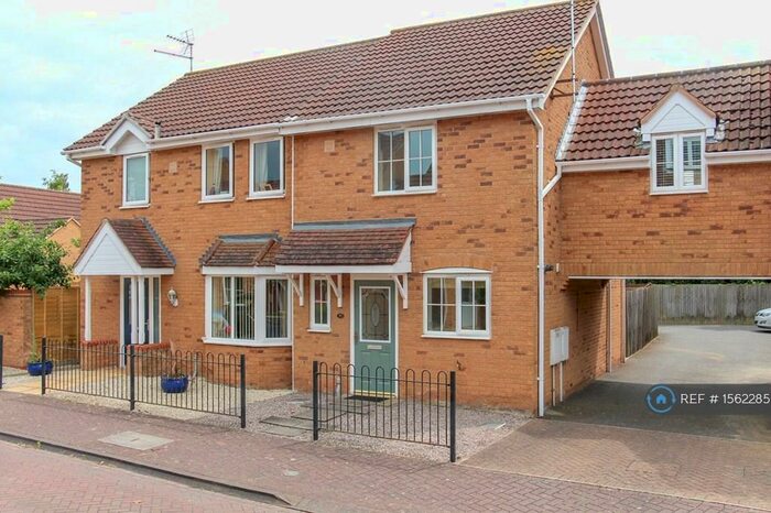 2 Bedroom Semi-Detached House To Rent In Jubilee Way, Peterborough, PE6