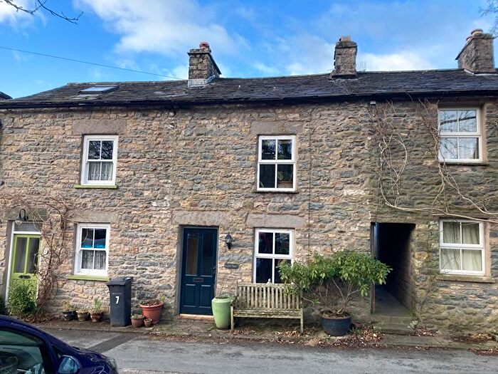 1 Bedroom Cottage For Sale In La' Al Yam, Millthrop, Sedbergh Cumbria, LA10