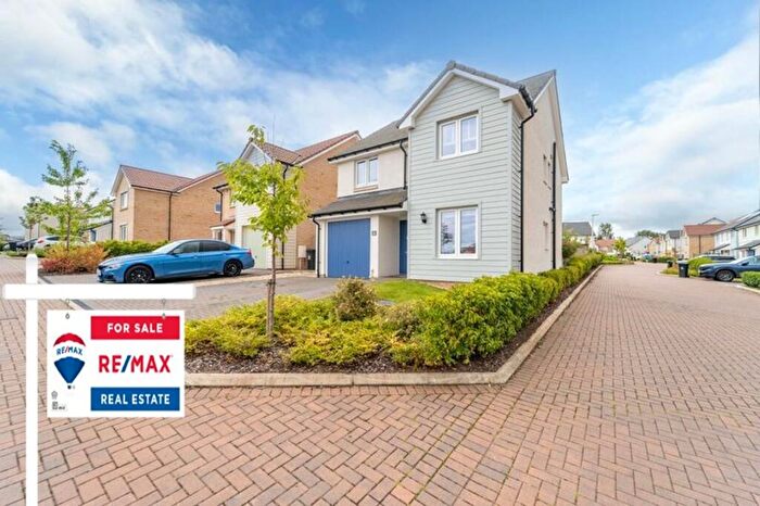 4 Bedroom Detached House For Sale In Nethershiel Terrace, East Calder, EH53