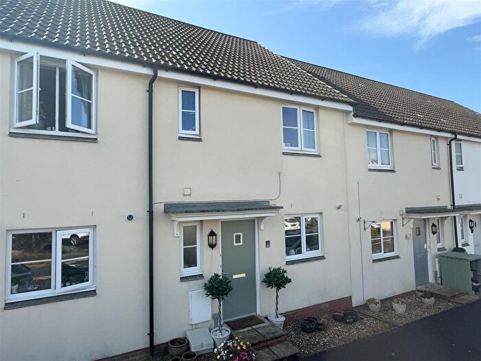 3 Bedroom Terraced House For Sale In Watkins Way, Bideford, EX39